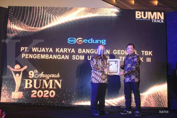 Nariman Prasetyo menyabet CEO Driving Execution Terbaik di ajang Anugerah BUMN Award