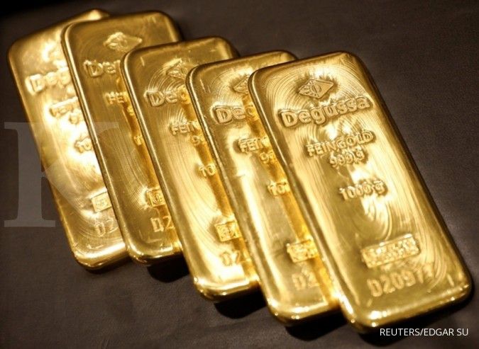 Harga emas merangkak naik di tengah koreksi pasar saham