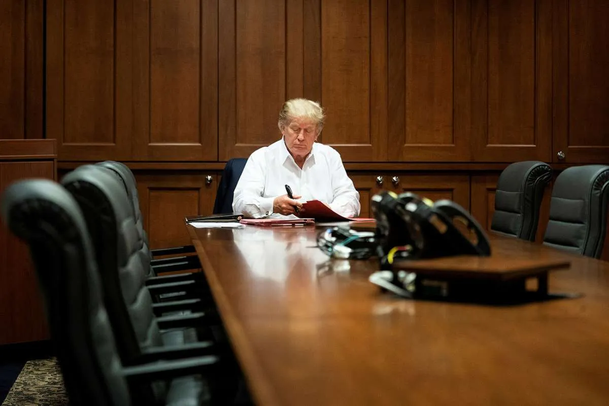 Dokter Gedung Putih: Trump sudah tidak berisiko menularkan virus Covid-19