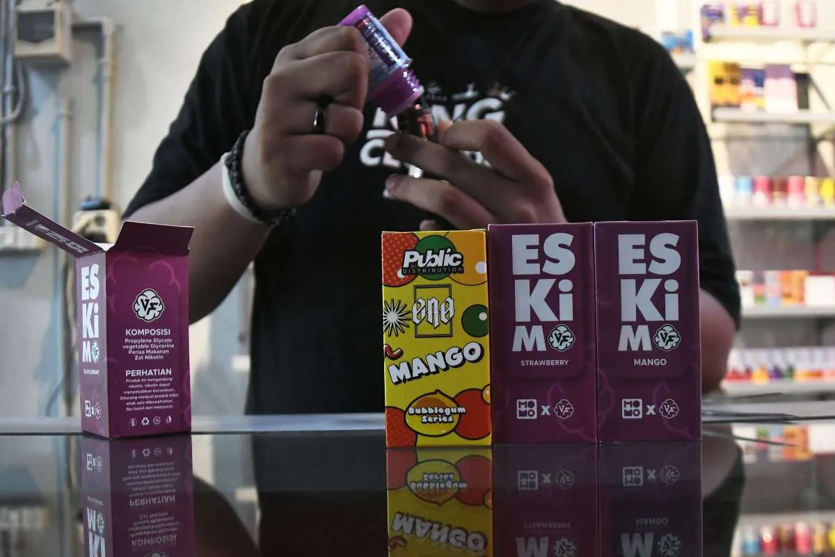 Kena Tiga Pukulan, Asosiasi Desak Pajak Rokok Elektrik Ditunda