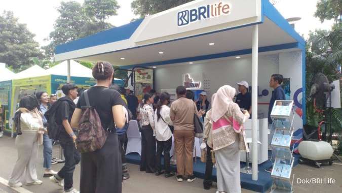 BRI Life Memberikan Jaminan Asuransi Kecelakaan Diri ke Peserta Lari Digiland Run2024