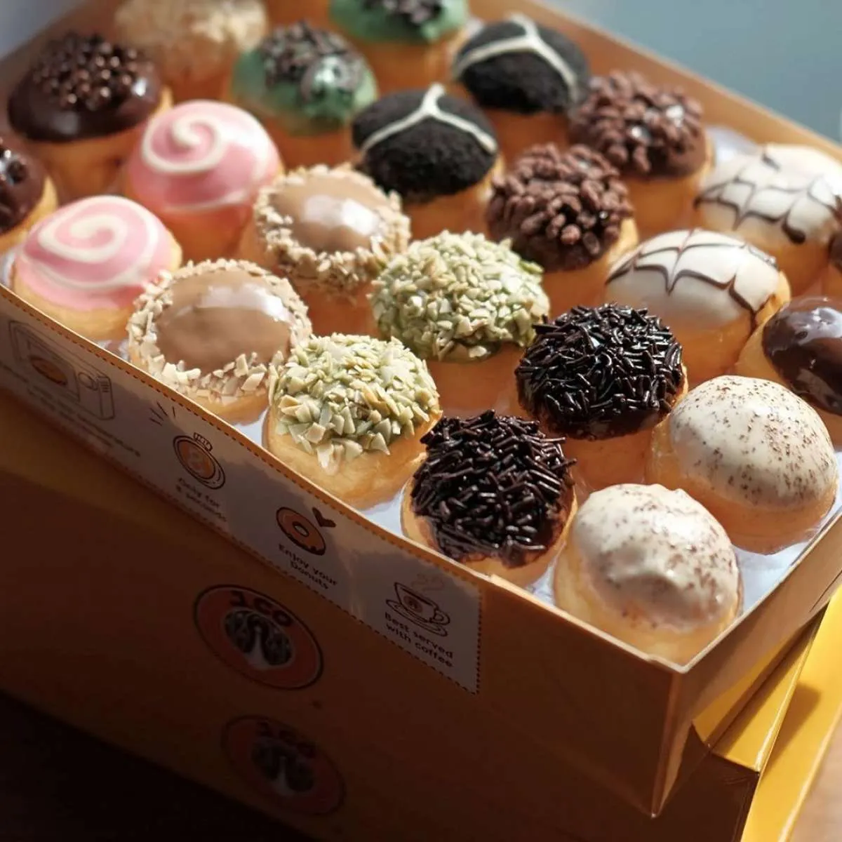 Promo J.CO periode 19-31 Oktober 2020, J.Pops Rp 127.000!