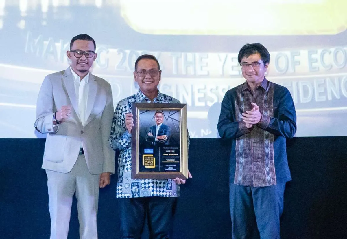 Direktur Keuangan & Strategi Bank DKI Raih Penghargaan 10 Most Popular CFO 2023