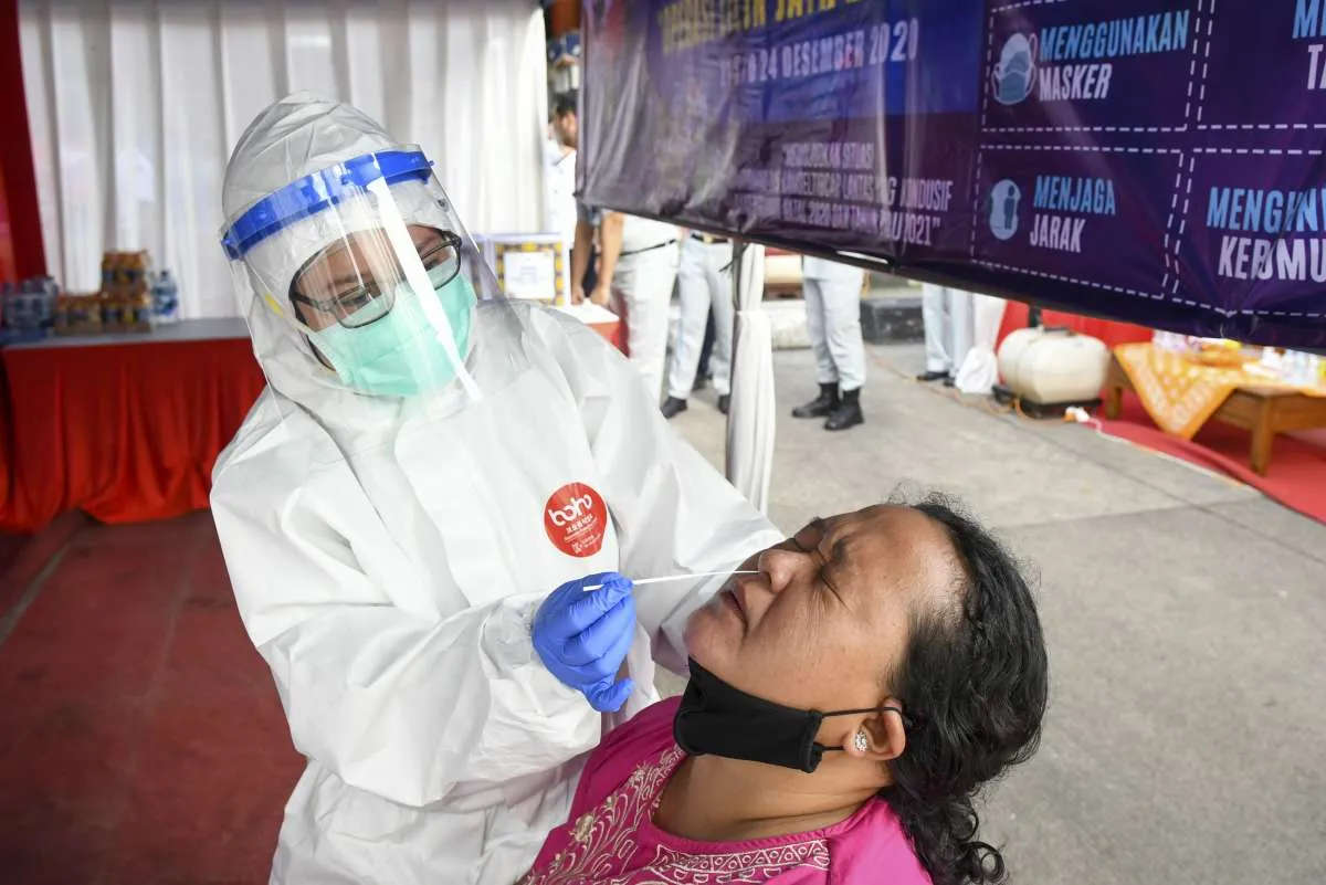 Per Minggu (27/12): Total kasus Corona Indonesia 713.365, taati protokol kesehatan 3M