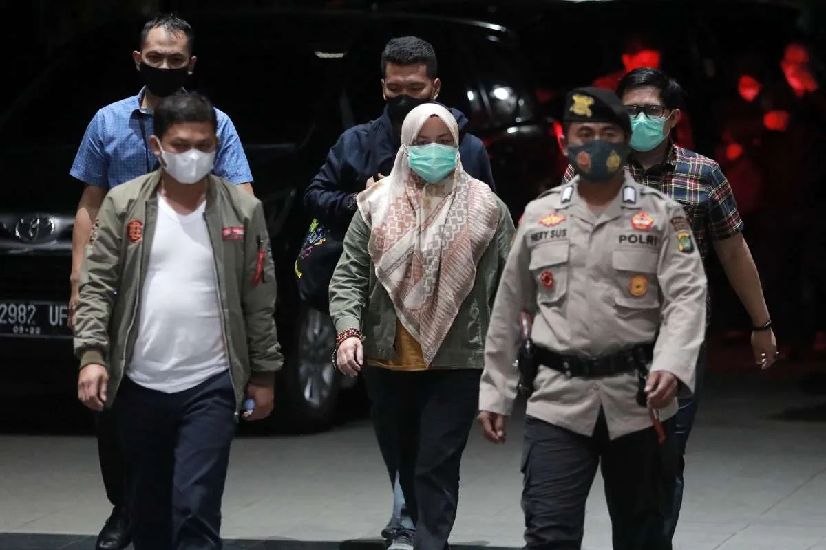 Bupati Kolaka Timur Andi Merya Nur dan Kepala BPBD jadi tersangka kasus 