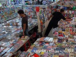 Sentra buku Blok M: Rezeki lancar dari pelanggan setia (2)