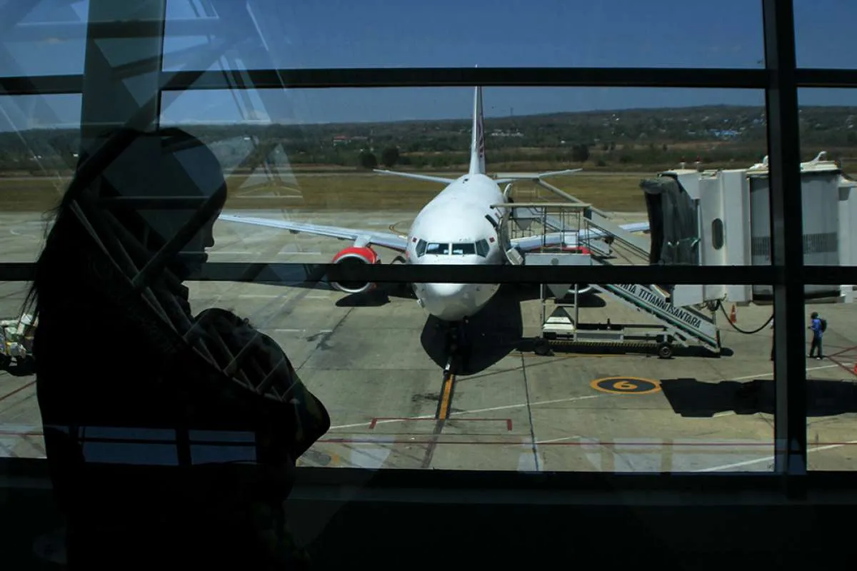 Bandara El Tari Kupang kembali beroperasi setelah ditutup sementara