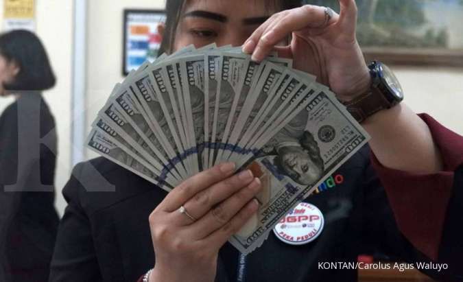 Kurs dollar-rupiah di Bank Mandiri hari ini Rabu 13 Januari 2021