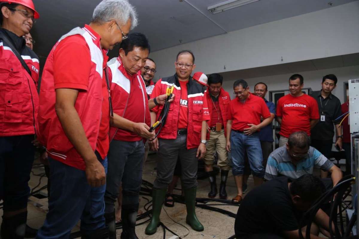 Hadapi Bencana Banjir, Telkom Siagakan Perangkat Jaringan dan Siapkan Posko Bantuan untuk Masyarakat