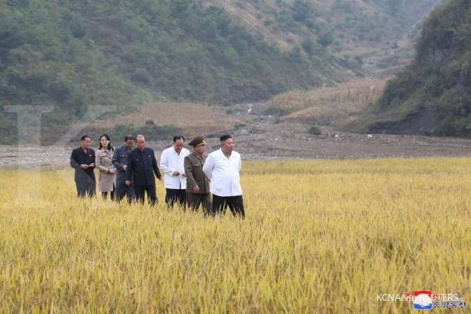 Korea Utara Dorong Warganya untuk Membuat Pupuk dari Kotoran Mereka Sendiri