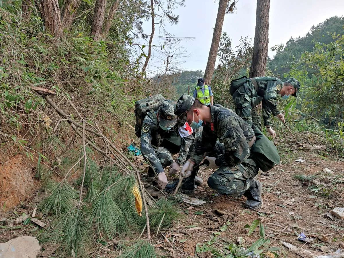 600 Tentara, Pemadam, dan Polisi Dikerahkan Cari Korban China Eastern Airlines