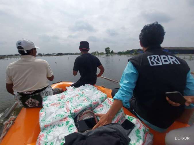 BRI Peduli Salurkan Bantuan untuk Korban Bencana Alam di Jawa dan Sumatera