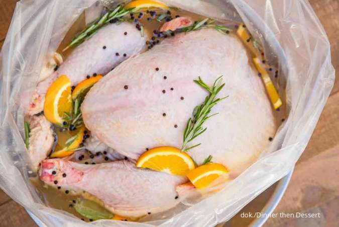 4 Cara Pintar Brining Daging agar Daging Empuk, Juicy, dan Lebih Beraroma