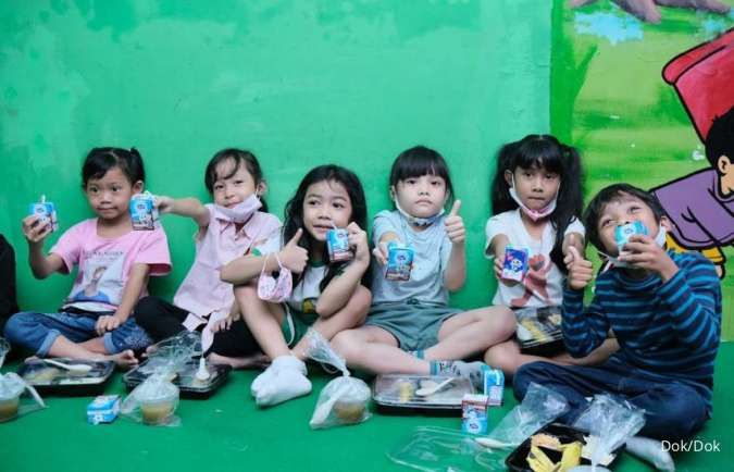 Frisian Flag Indonesia Sediakan 4.566 Kotak Susu di Aksi Sarapan Sehat 