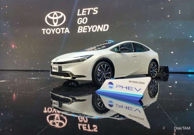 Penjualan Kendaraan Elektrifikasi Toyota Melesat 74% pada Semester I