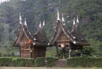 BMKG Ungkap Cuaca Sumbar-Riau: Persiapan Penting untuk Selasa Ini, Cerah atau Hujan?