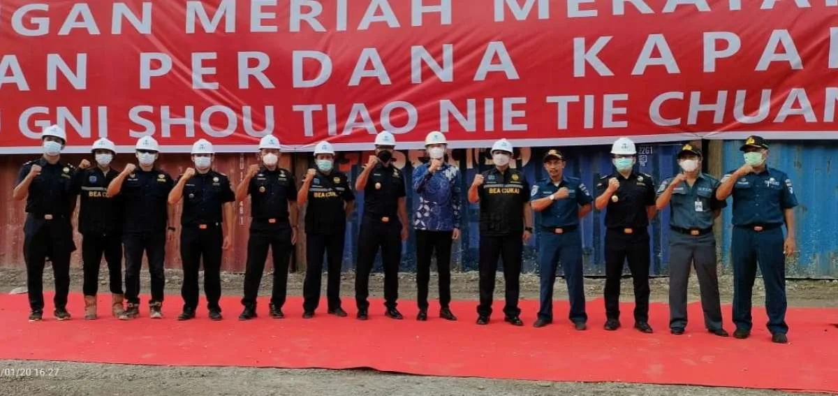 Gunbuster Nickel Industry Lakukan Ekspor Perdana 13.650 ton Hasil Olahan Nikel