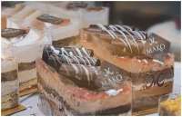 Promo Mako Beli 1 Gratis 1 Semua Varian Slice Cake & Dessert Cup, 14-15 Februari 2025