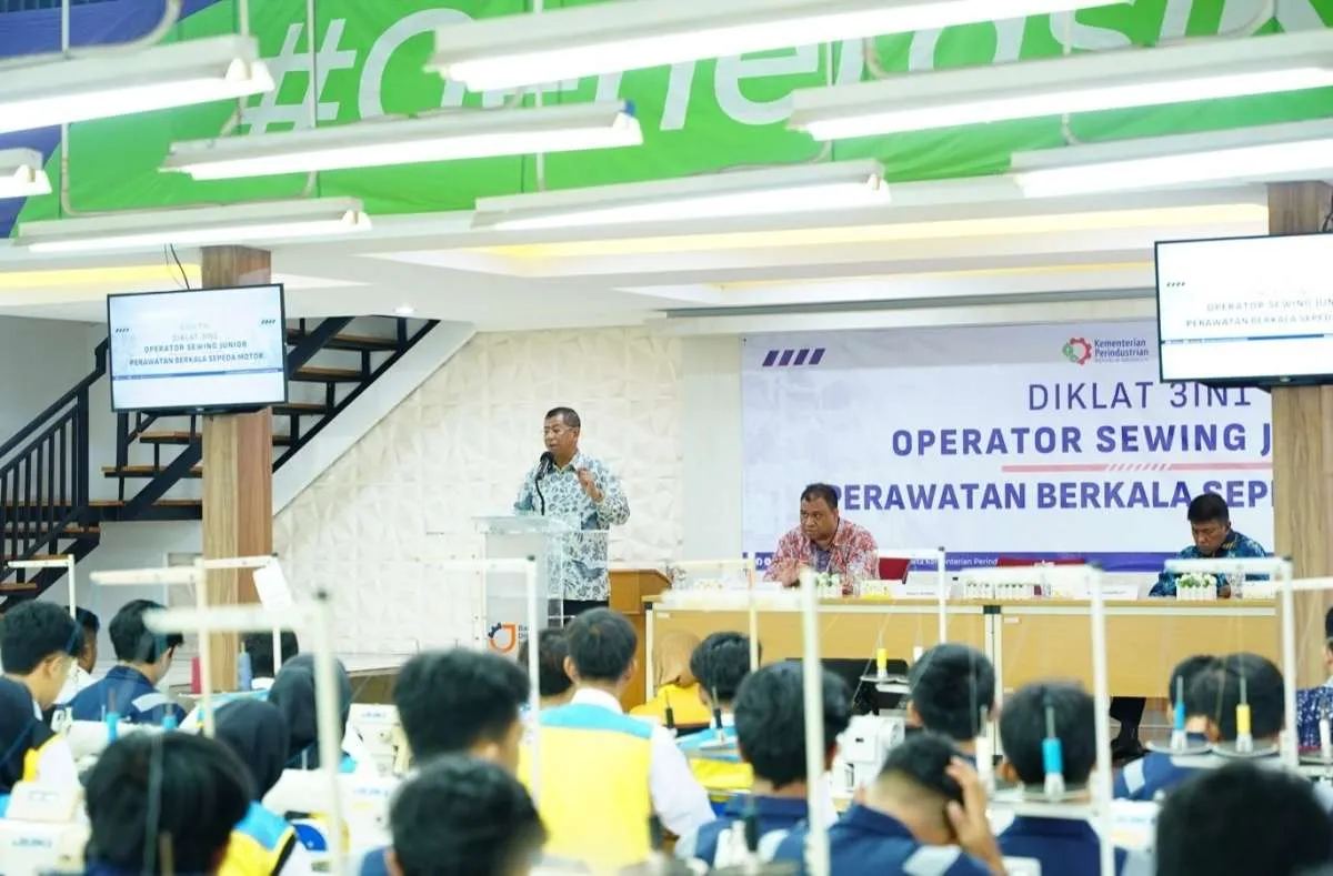 Kemenperin Pasok Ratusan SDM Kompeten di Industri Otomotif dan Tekstil