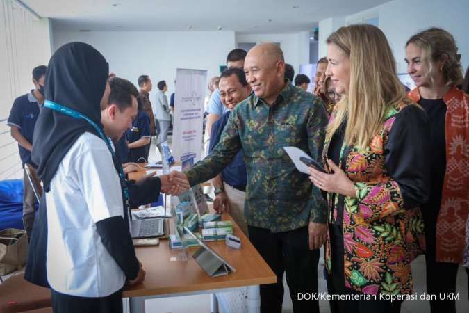 Kontan - Kementerian Koperasi dan UKM Advertorial Online