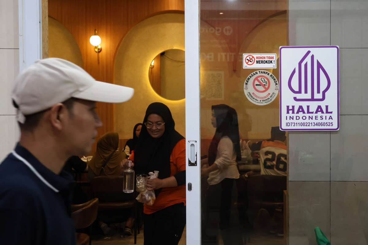 Menjaga Loyalitas Melalui Label Halal