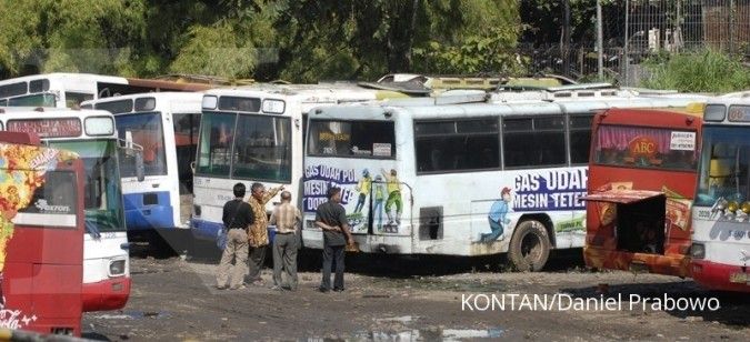 Ratusan bus pesanan Jokowi terancam sia-sia