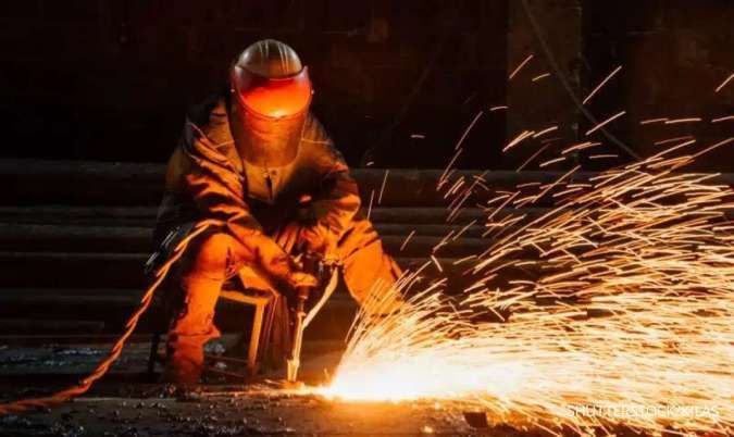 Transisi Teknologi dan Kebijakan Strategis untuk Masa Depan Industri Baja Nasional
