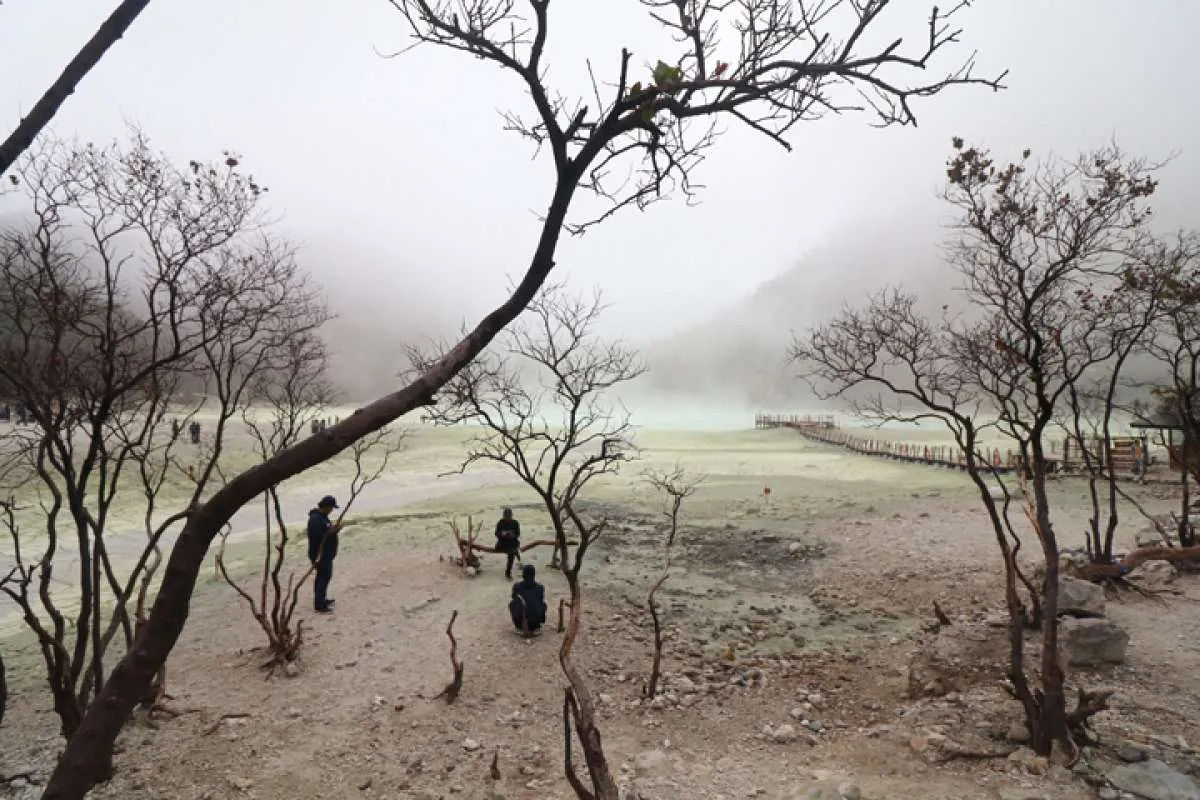 7 Tempat Wisata di Bandung yang Estetik Untuk Foto, Pernah ke Kawah Putih?