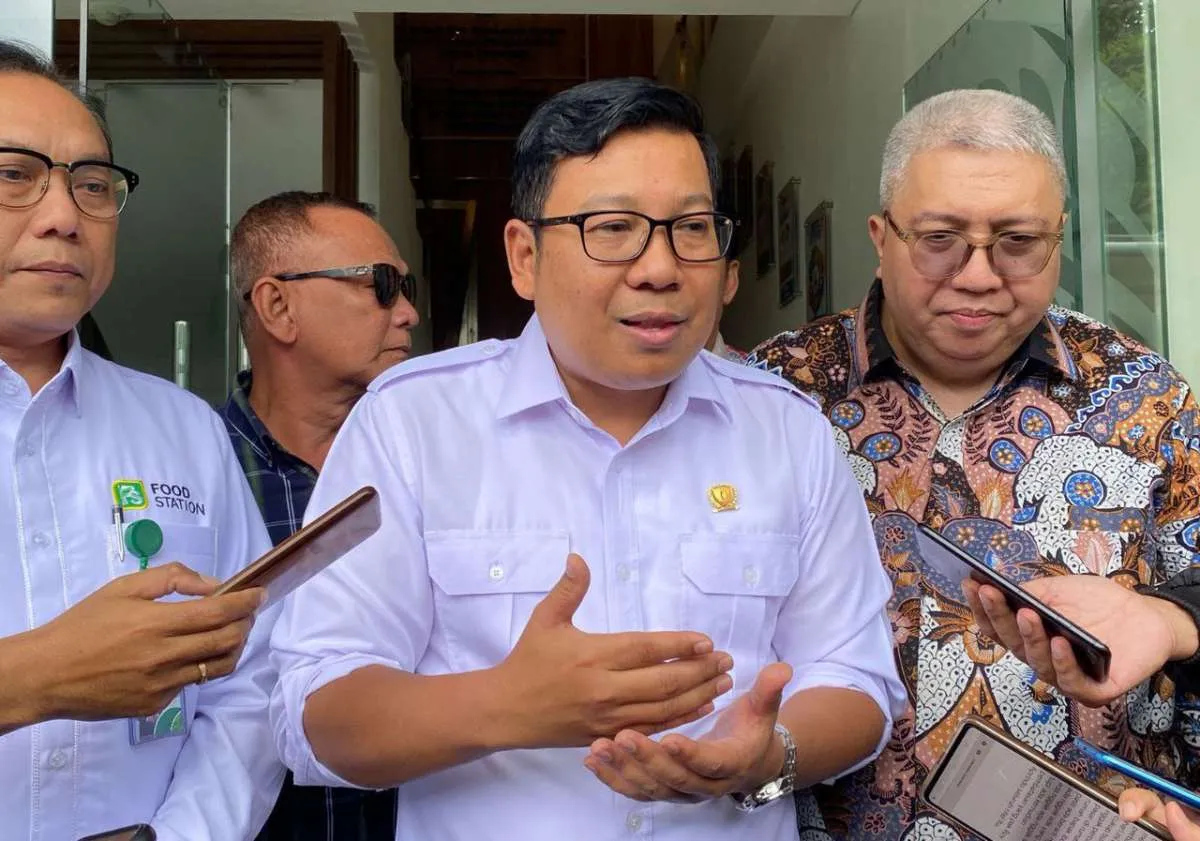 Jelang Puasa, Badan Pangan Pastikan Stok Beras Bulog Masih Ada 1,4 Juta Ton