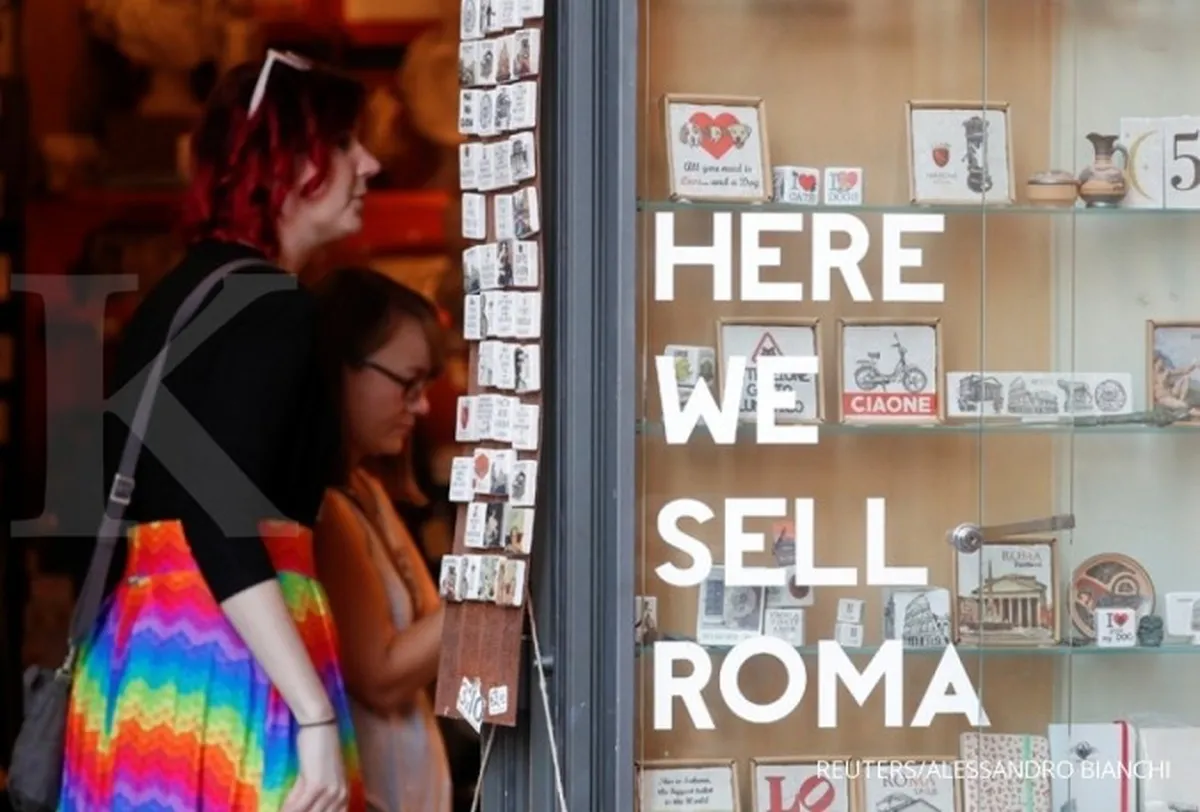 Defisit anggaran membesar, peringkat utang Italia dipangkas