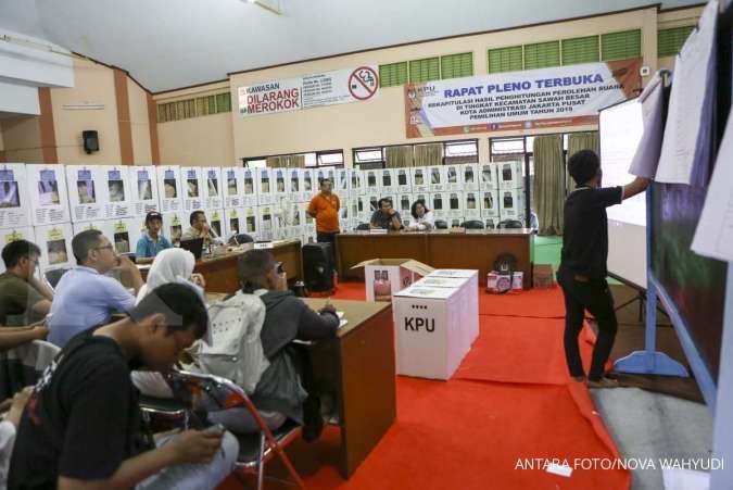 UPDATE real count pilpres KPU (21 April, 18.00 WIB): Jokowi 54,32% - Prabowo 45,68%
