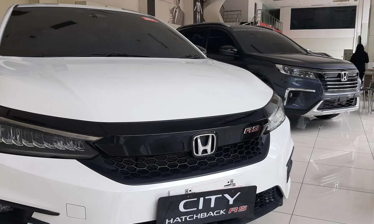 Gaikindo Pasang Target Penjualan Mobil Nasional Sebanyak 900.000 Unit pada 2025