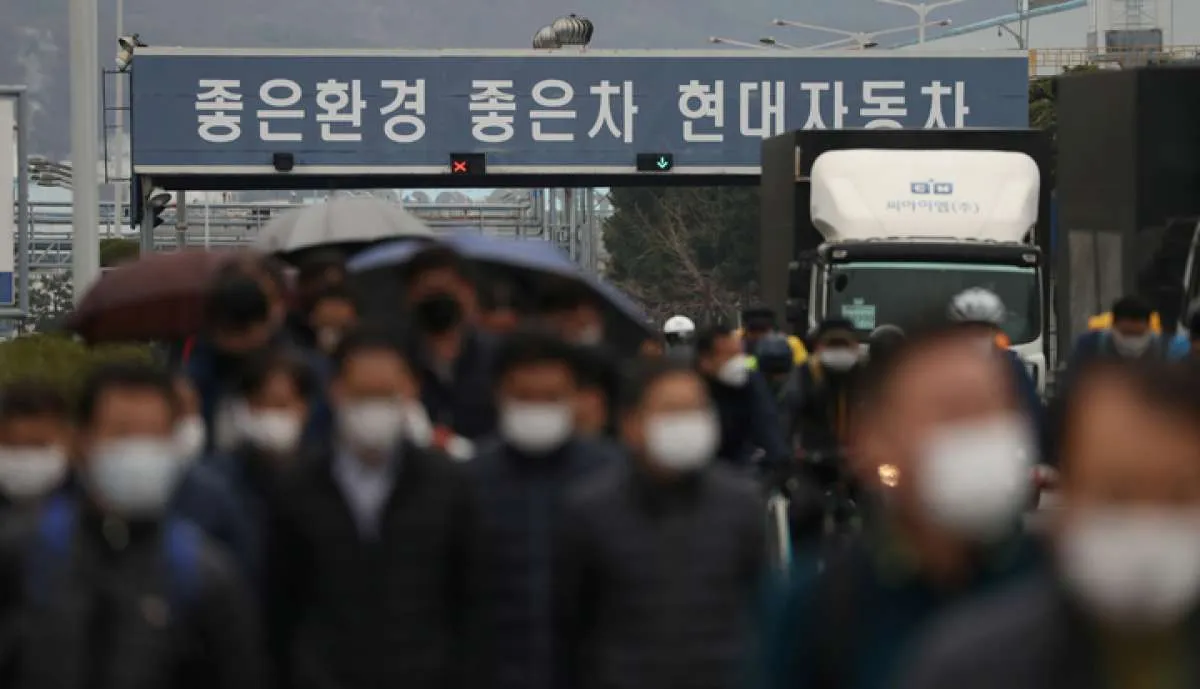 Virus corona menghancurkan pabrik-pabrik Asia