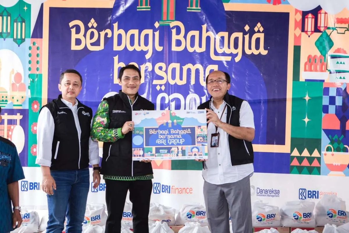Berbagi Bahagia di Bulan Ramadan Bersama BRI Group