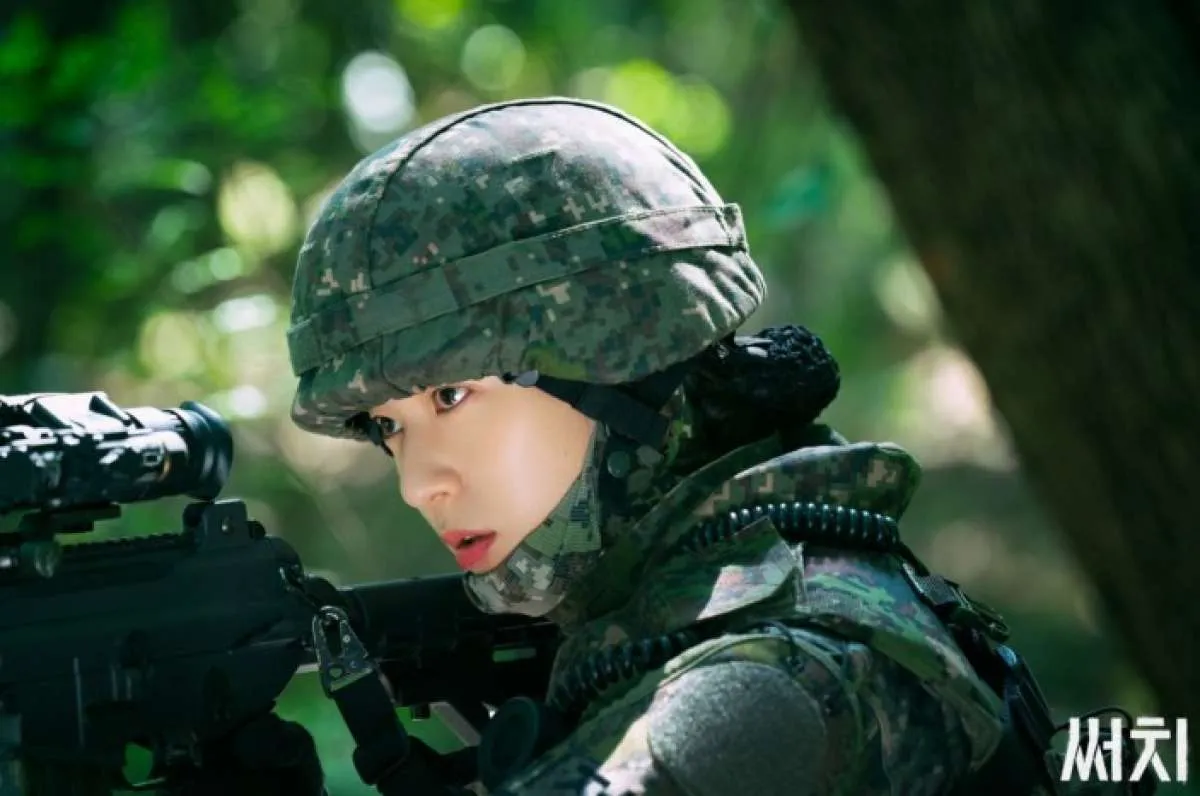 Drakor Search, drama Korea terbaru Krystal & kesan pertama kali perankan tentara
