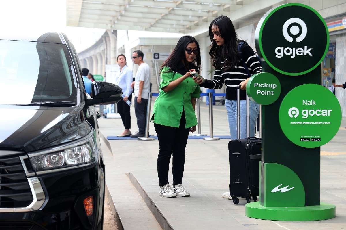 Gojek dan KCIC Sediakan Fasilitas bagi Pelanggan GoCar Pengguna Kereta Whoosh