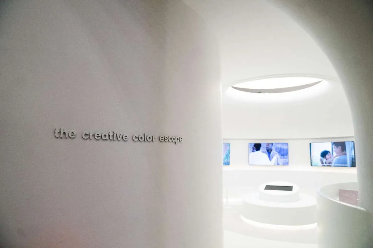 Toto Hadirkan Instalasi The Creative Color Escape di Gelaran ARCH:ID 2025