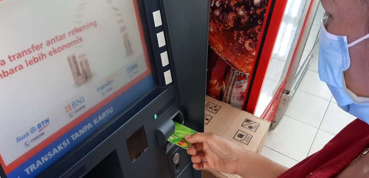 Untuk nasabah BRI, BNI, BTN & Mandiri, ini biaya transaksi di ATM Link per 1 Juni