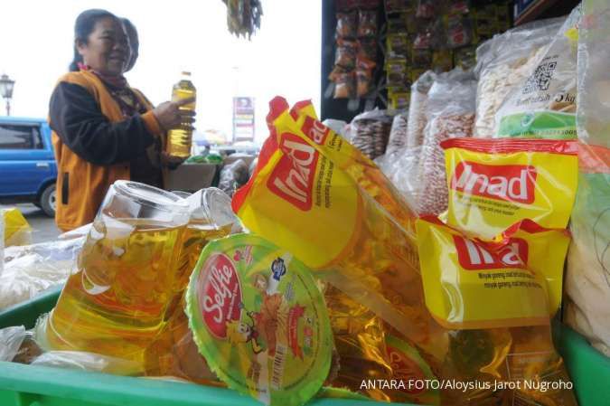 Jauh di atas HET, Harga Minyak Goreng di Pasar Tebet Capai Rp 22.000 per Liter