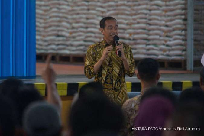 Akademisi Kritik Jokowi, Pengamat: Sebagai Pengingat Demokrasi Harus Sesuai Jalur