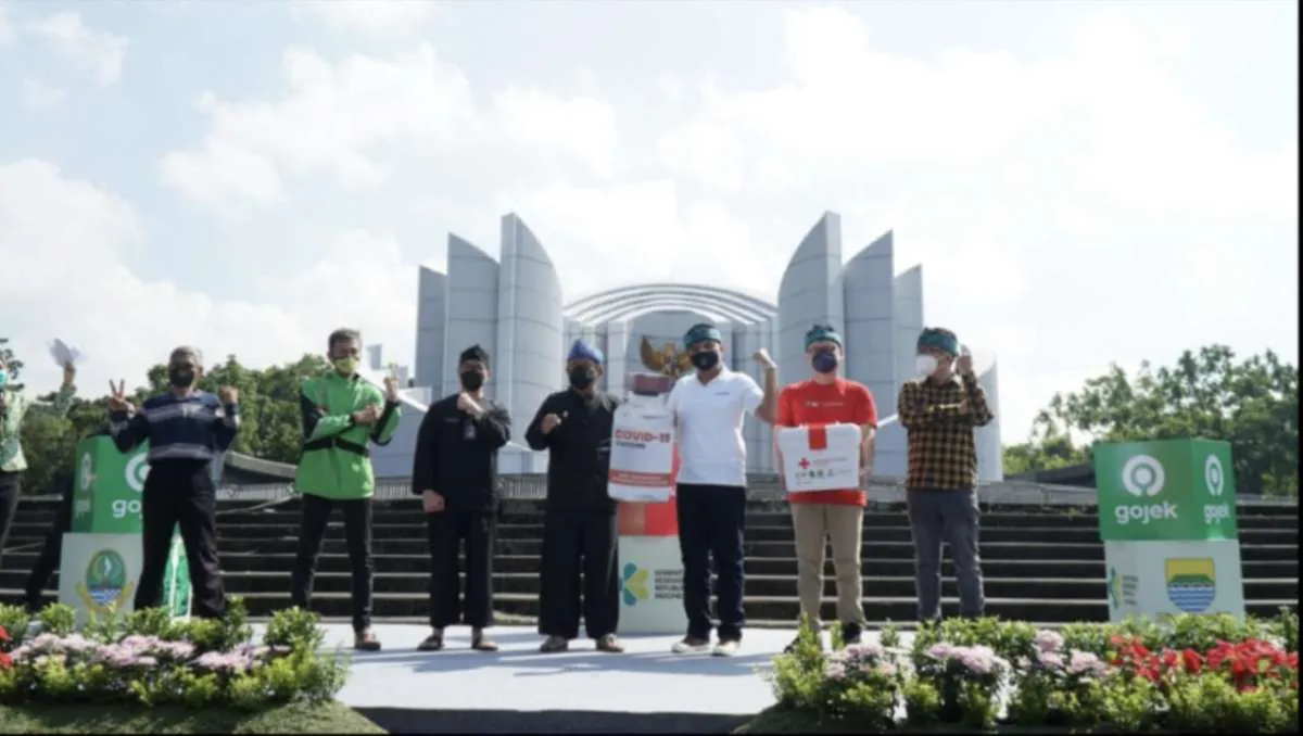 Halodoc memilihi IVC Technoplast untuk pos pelayanan vaksinasi Bandung