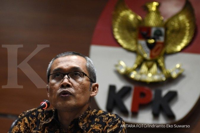 OTT KPK, komisioner sebut satu orang belum ditangkap, sedang kongres di Bali