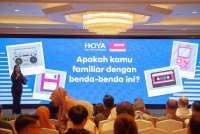 Lihat Tulisan di Ponsel Mulai Buram? Hati-hati Tanda Pre-Presbiopia