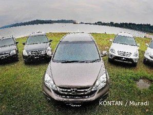 Penjualan mobil bulan September rontok 24,7%