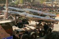 India Menandatangani Kesepakatam Rudal BrahMos dengan Vietnam