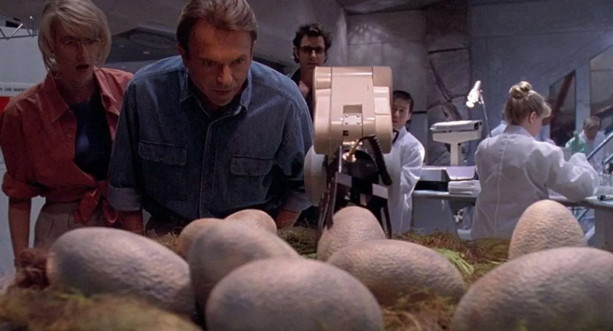 Sutradara Jurassic World: Dominion janjikan peran yang besar bagi trio Jurassic Park