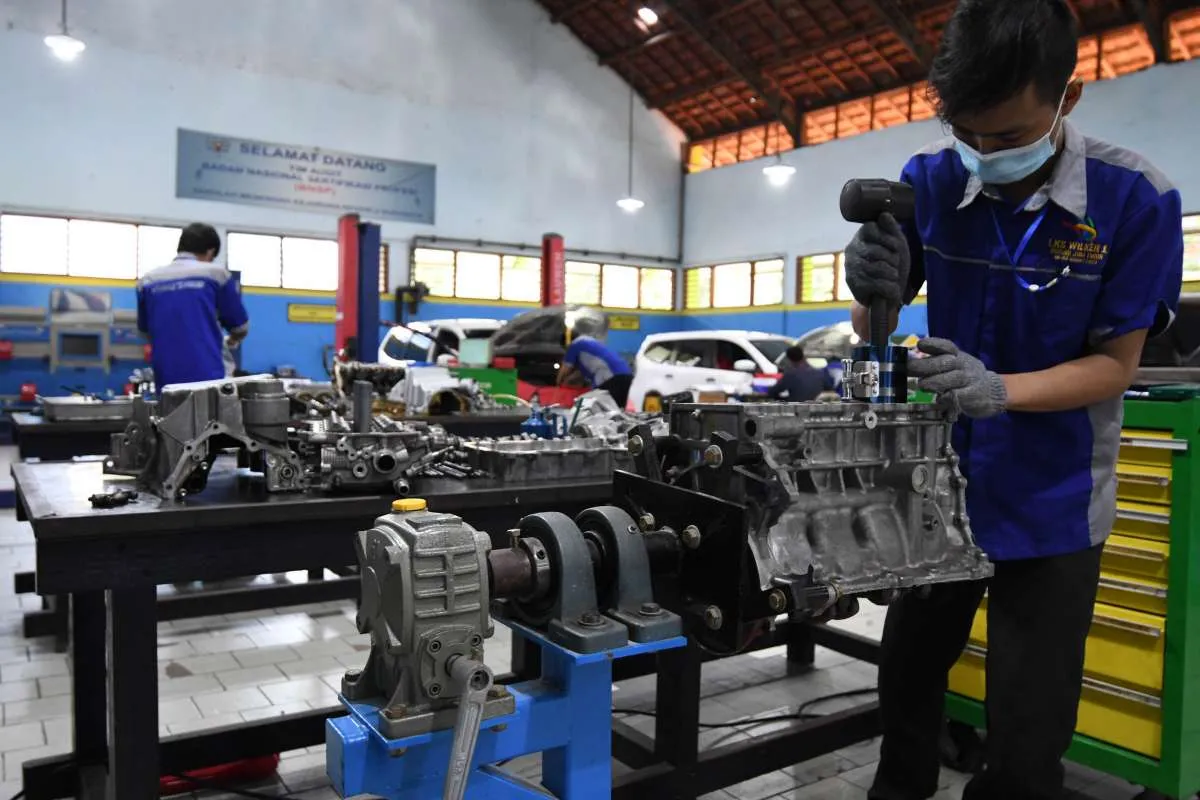 Jangan Ragu Daftar SMK-D2 Jalur Cepat, Ini Keuntungan yang Siswa Dapat