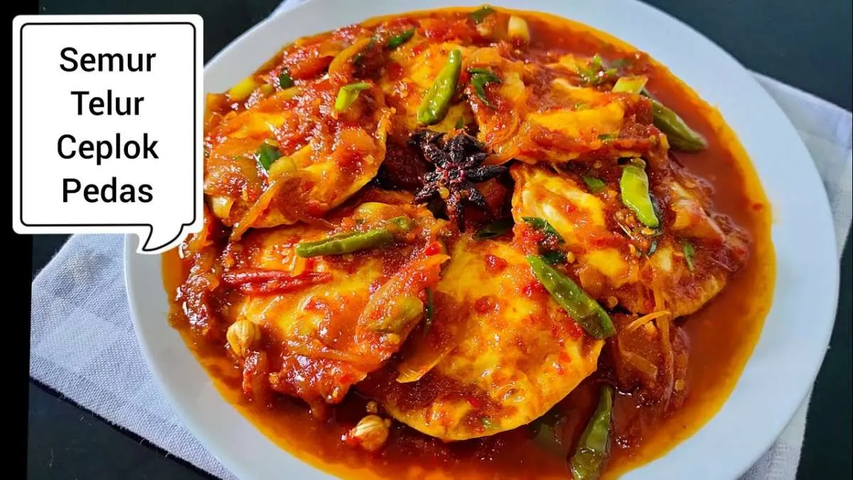 Resep Semur Telur Ceplok Pedas, Kreasi Menu Telur dengan Aneka Bumbu Rempah