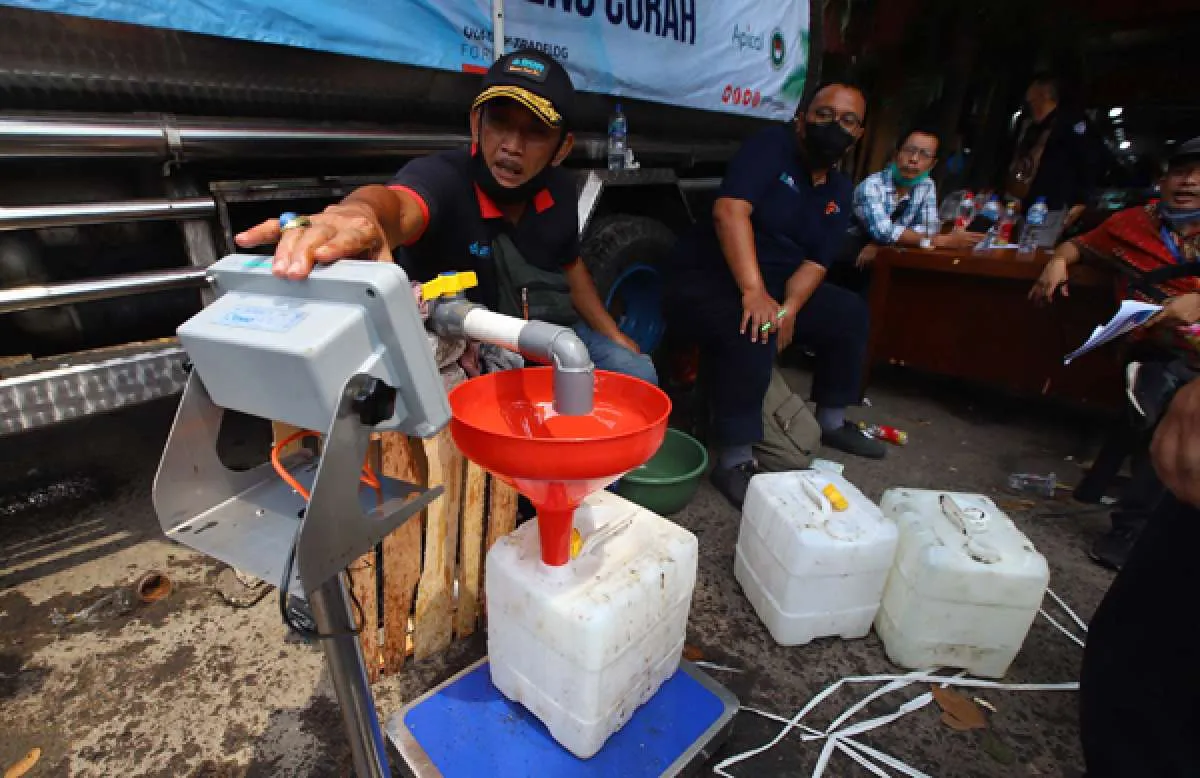Awas Penjual Minyak Goreng di Atas Harga Eceran Tertinggi Bisa Kena Hukum