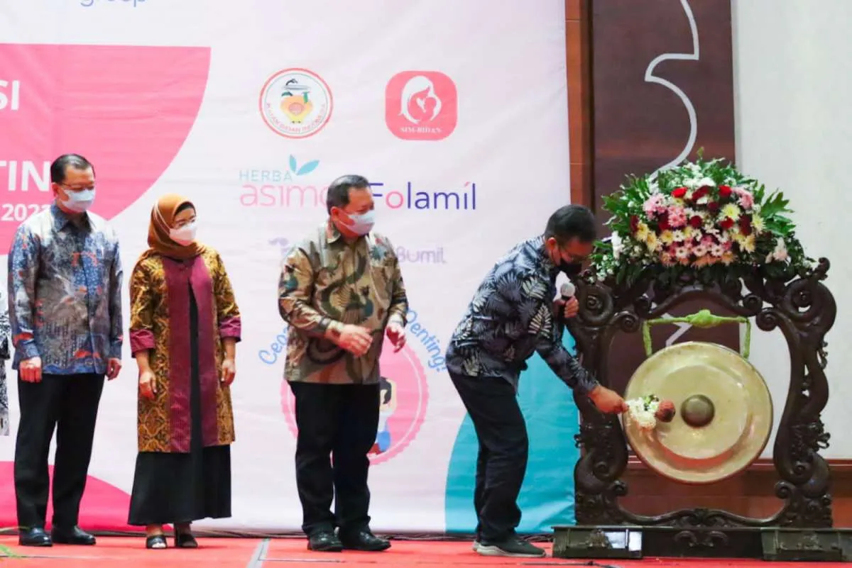 Kejar Target Penurunan Stunting, Dexa Gandeng BKKBN dan Ikatan Bidan
